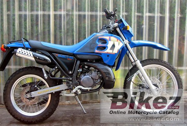 Big spiqz zx 125 picture and wallpaper from Bikez.com